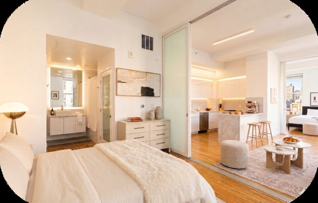 2 beds, 2 baths, 950 sqft, $3,350, Unit 510