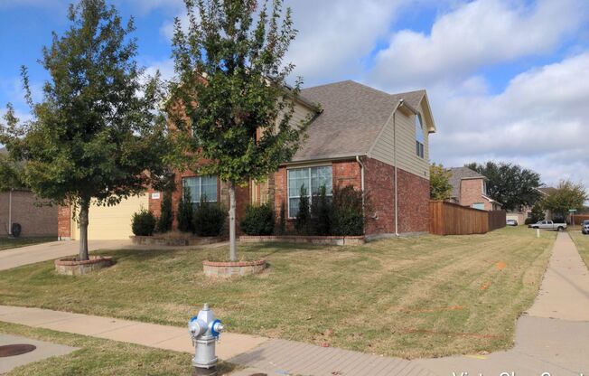 4401 Vista Glen
