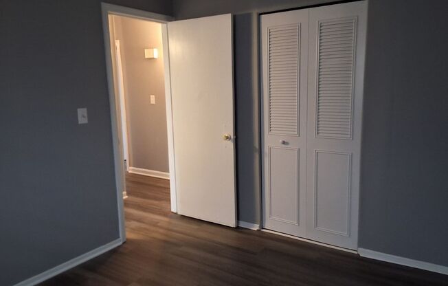 3 beds, 1 bath, $1,355