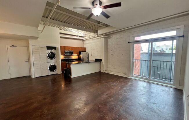 1 bed, 1 bath, 695 sqft, $1,260, Unit 3K
