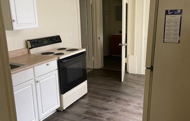 1 bed, 1 bath, $925, Unit Unit 1