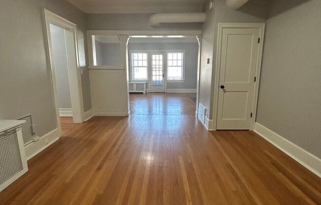 Colbert Apartments (3871 Farnam St.)