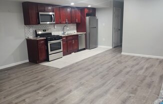 22 LINDEN AVE