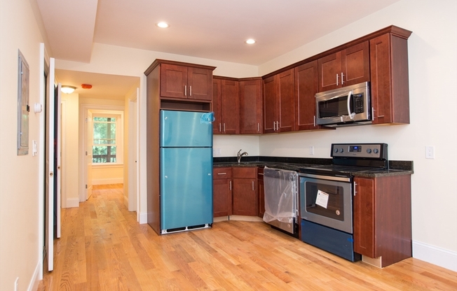 79 Brighton Ave