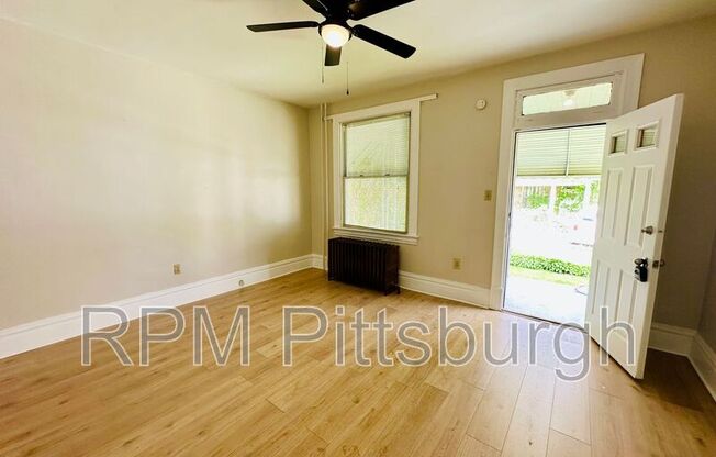 1115 KARL AVE