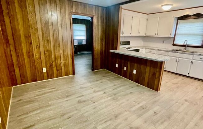 Must see Newly renovated 1 bedroom 1 bath apartment . Located in Dallas .