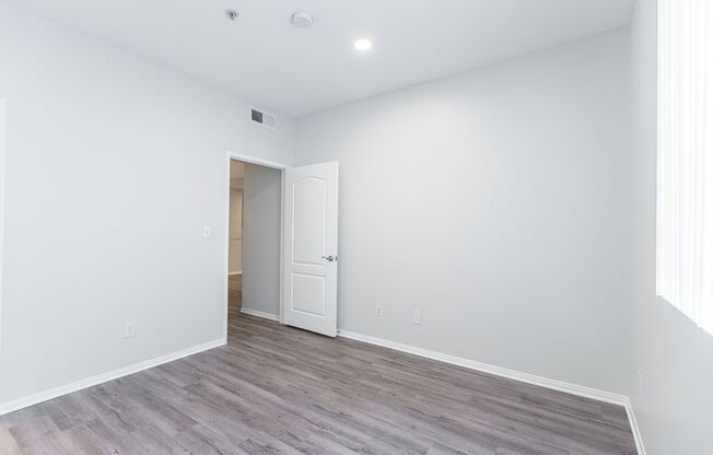 2 beds, 2 baths, 1,150 sqft, $3,398, Unit 112