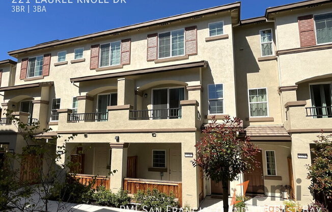 221 LAUREL KNL DR