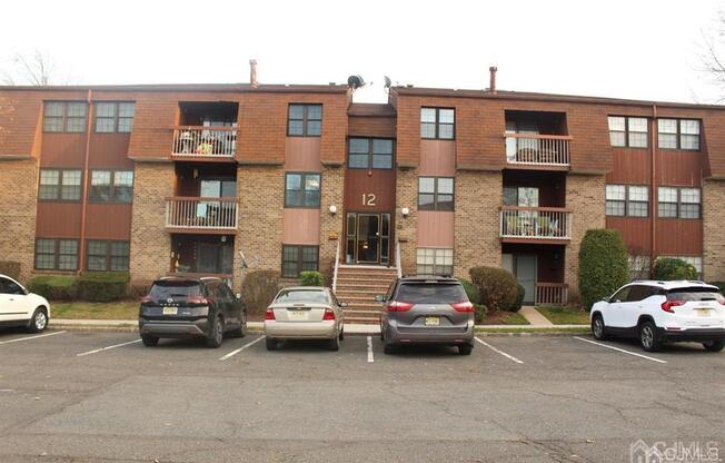 139 OVERLOOK CT