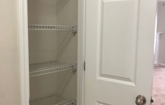 2 beds, 2 baths, 1,131 sqft, $1,475, Unit 2782-6