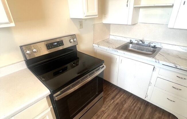 424 N 13th Ave, A & B