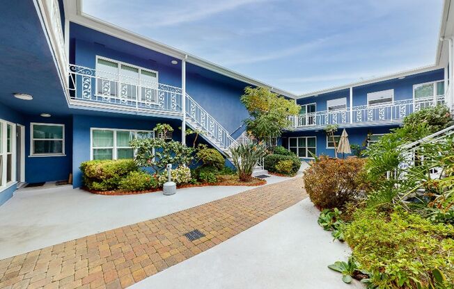 Westwood Hills APARTMENT