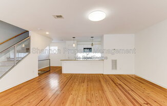 1211 Arthur St