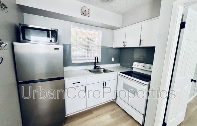 1801 5 ST N