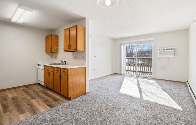 1 bed, 1 bath, 572 sqft, $845