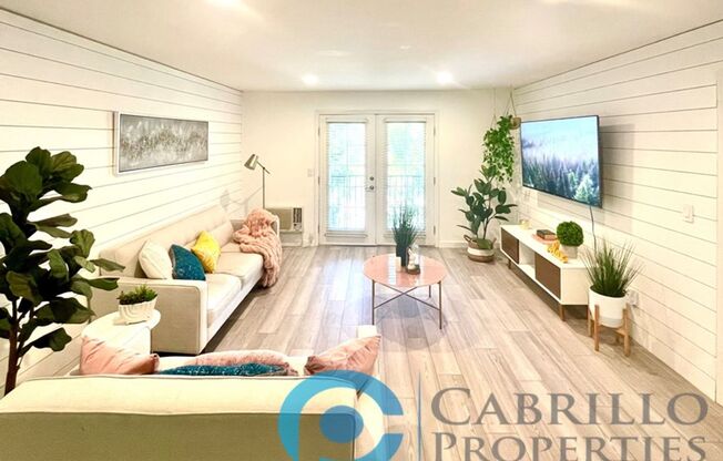 Move-in Special: $500 Off the First Month! Beautifully Renovated 2BD/2BA Condo with In-Unit Washer and Dryer