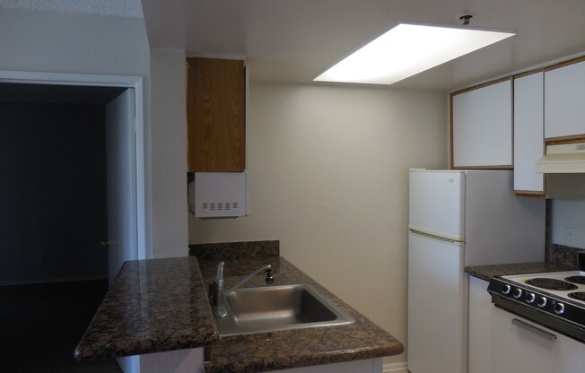 1 bed, 1 bath, 529 sqft, $1,795, Unit 413