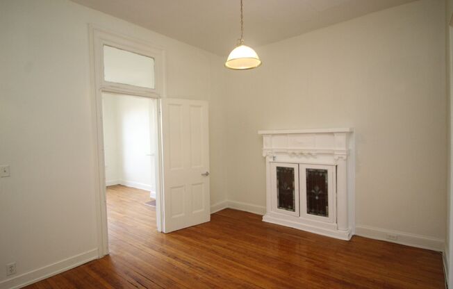22 E Mt. Vernon Pl.
