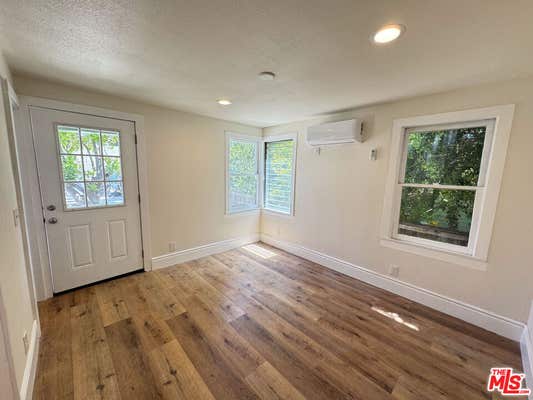 1828 1/4 S GRAMERCY PL