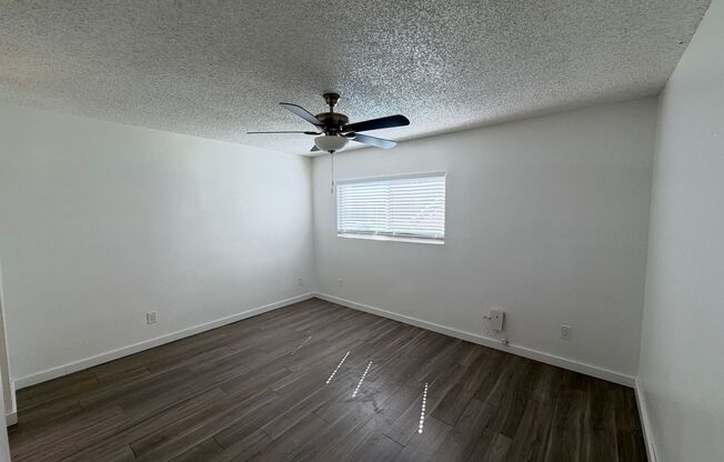 2 beds, 2 baths, 950 sqft, $1,275, Unit 201