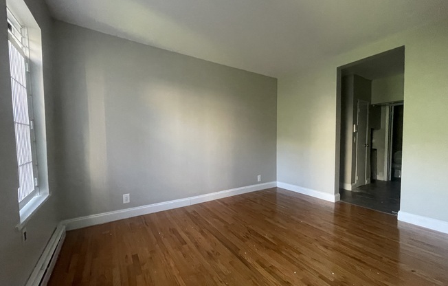 Studio, 1 bath, $2,610, Unit 304