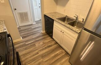 1 bed, 1 bath, $850