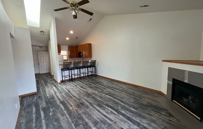 Fantastic Condo with Mountain Views