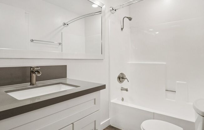2 beds, 2 baths, 1,195 sqft, $3,198, Unit 112