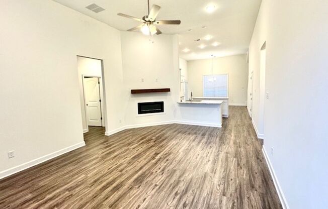 Move-In Special! Now Leasing a 5-bedroom 3 bath home in Horn Lake @ Nicole Place