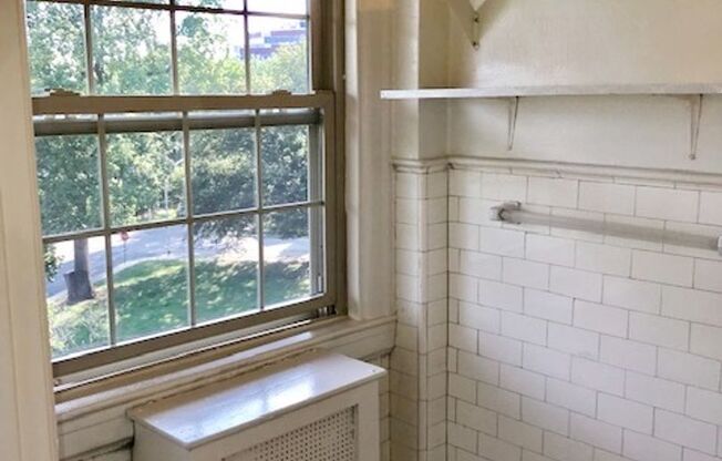 1 bed, 1 bath, 600 sqft, $1,400, Unit 514