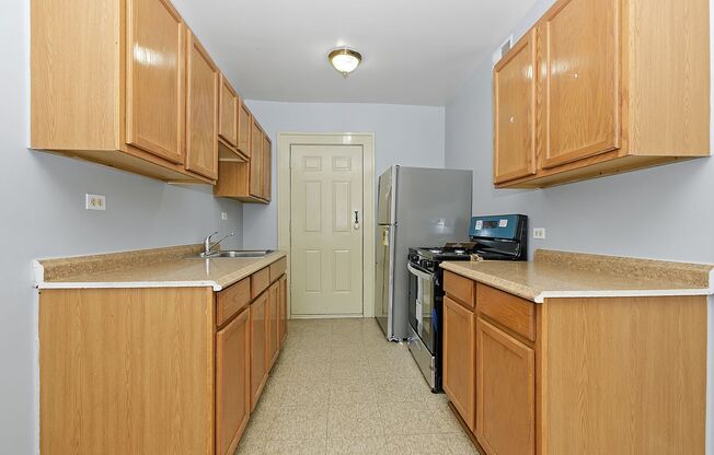 4736-4742 W 65th MOBILITY ZONE