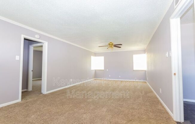 1632 NE 46 ST