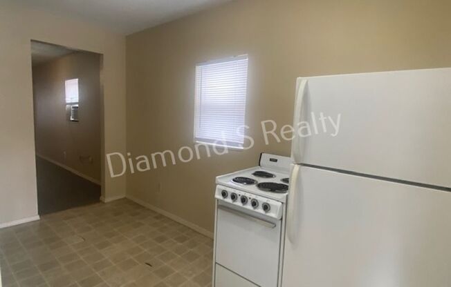 1 bed, 1 bath, 500 sqft, $499, Unit 3