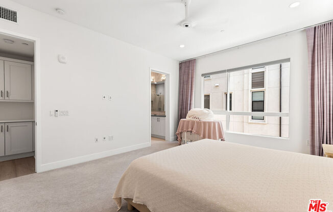 12763 SHELL PL