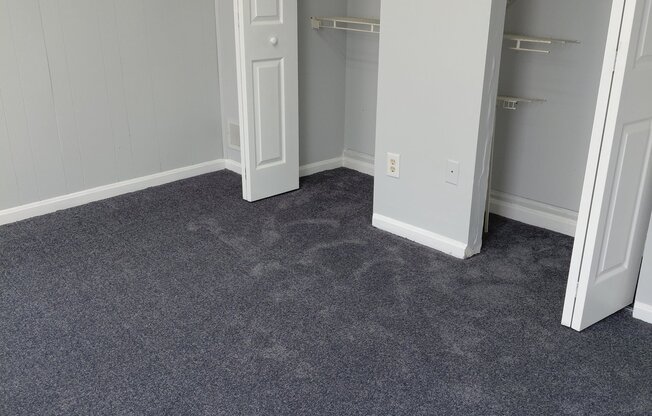 28 N KRESSON ST