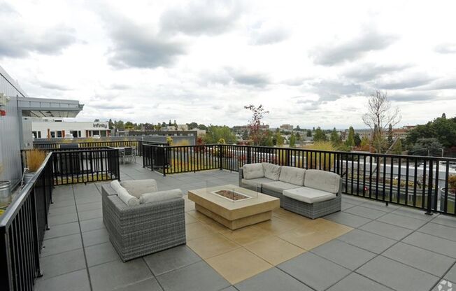 1 bed, 1 bath, 770 sqft, $2,485, Unit 607