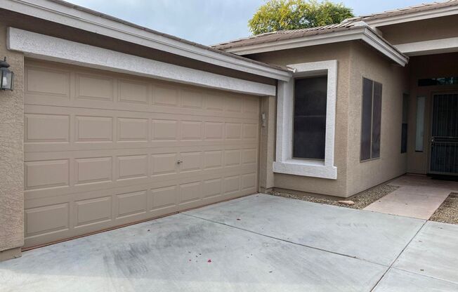 Beautiful 4 bedroom/ 2bath all on one story.