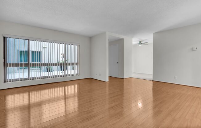 6001 Canterbury Drive Unit 107