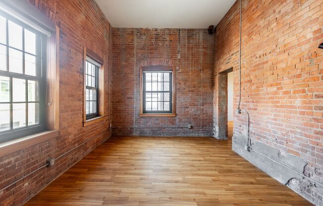 1 bed, 1 bath, 730 sqft, $1,715, Unit 110