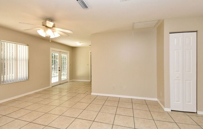 3 beds, 2 baths, $1,700