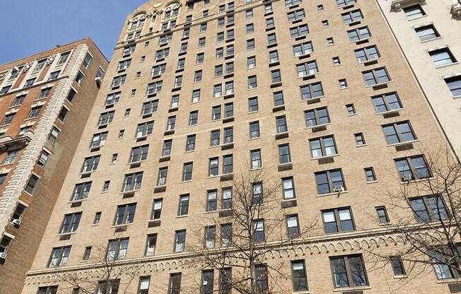 1 bed, 1 bath, $5,500, Unit 10I
