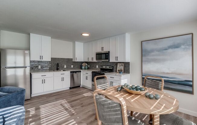 1 bed, 1 bath, 750 sqft, $1,275, Unit 116