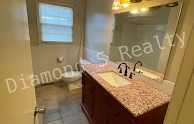 3 beds, 1.5 baths, $1,250