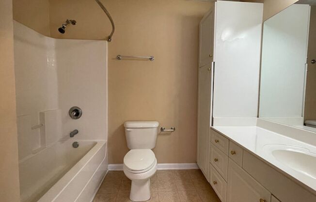 2 beds, 2.5 baths, $1,950