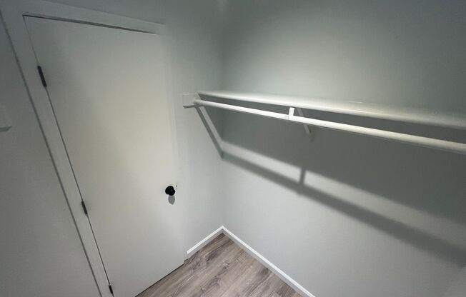 2 beds, 2 baths, $2,450, Unit # 201