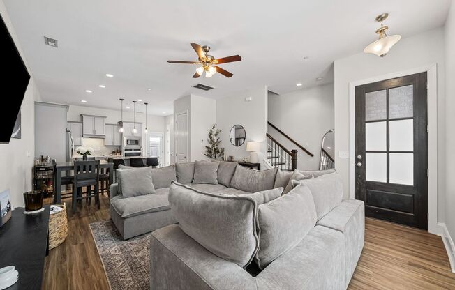 Modern Living in the Heart of Pleasant View Village!