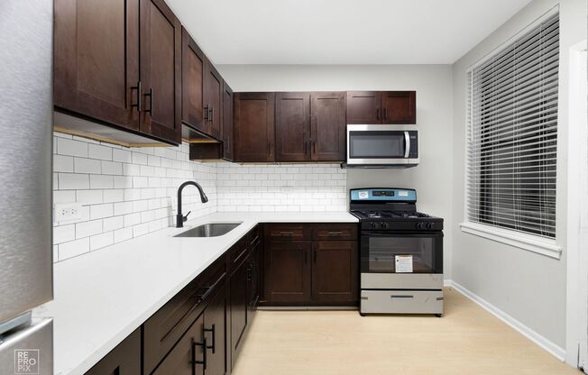5047 S Champlain