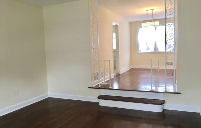 Beautiful 3 Bedroom Townhome in Parkville!