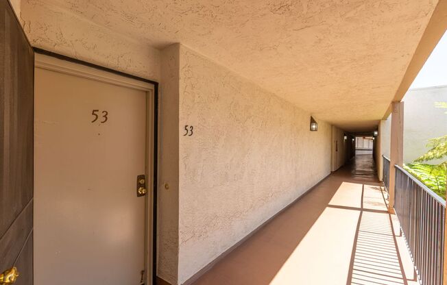 !!! CHARMING 2/2 CONDO WITH 2 CAR GARAGE IN PRIME SAN CALROS LOCATION , PET FRIENDLY !!!