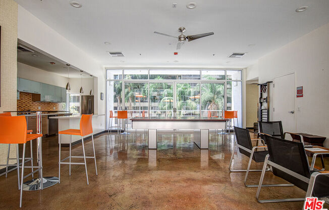 Studio, 1 bath, 660 sqft, $2,700, Unit 609